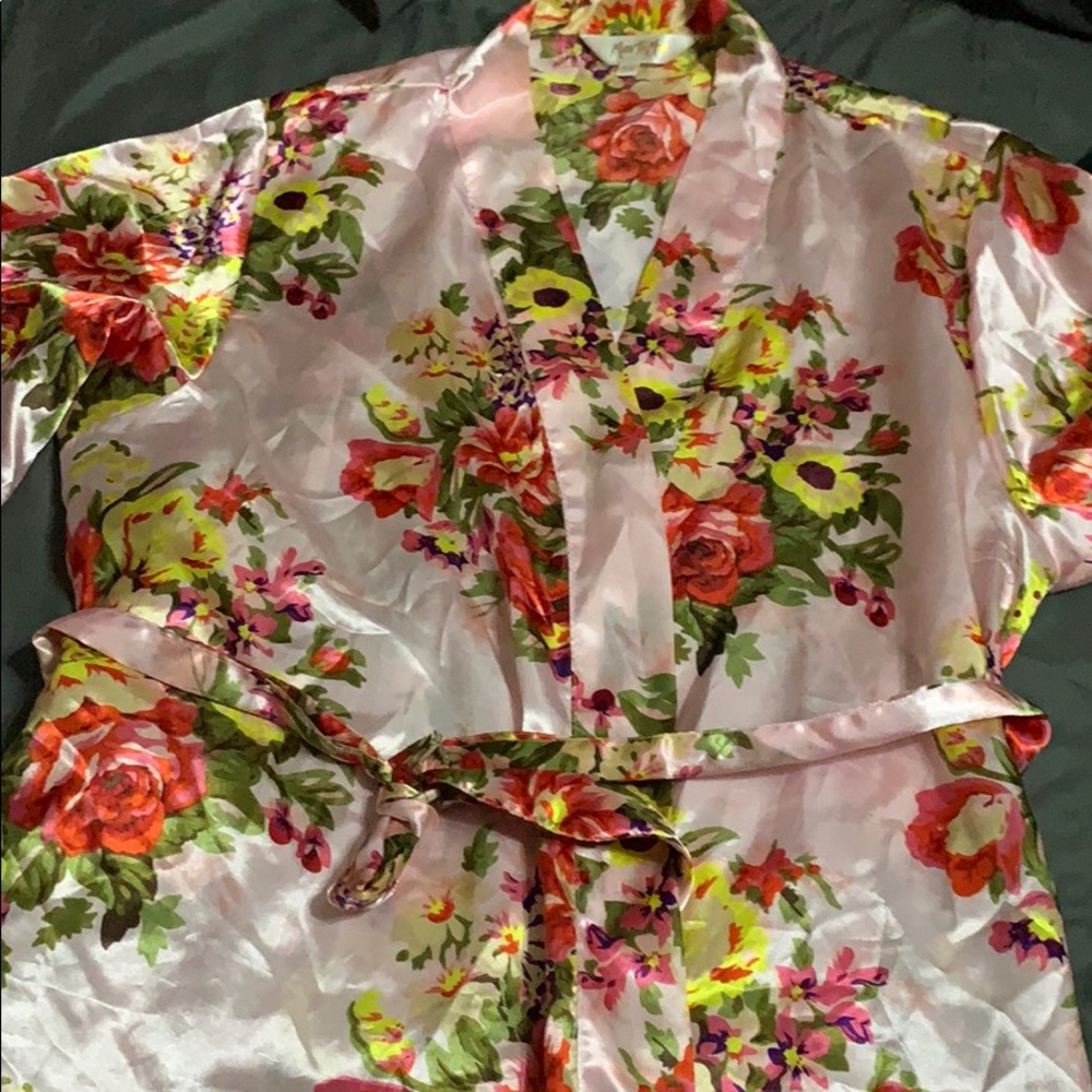 Pale pink floral robe